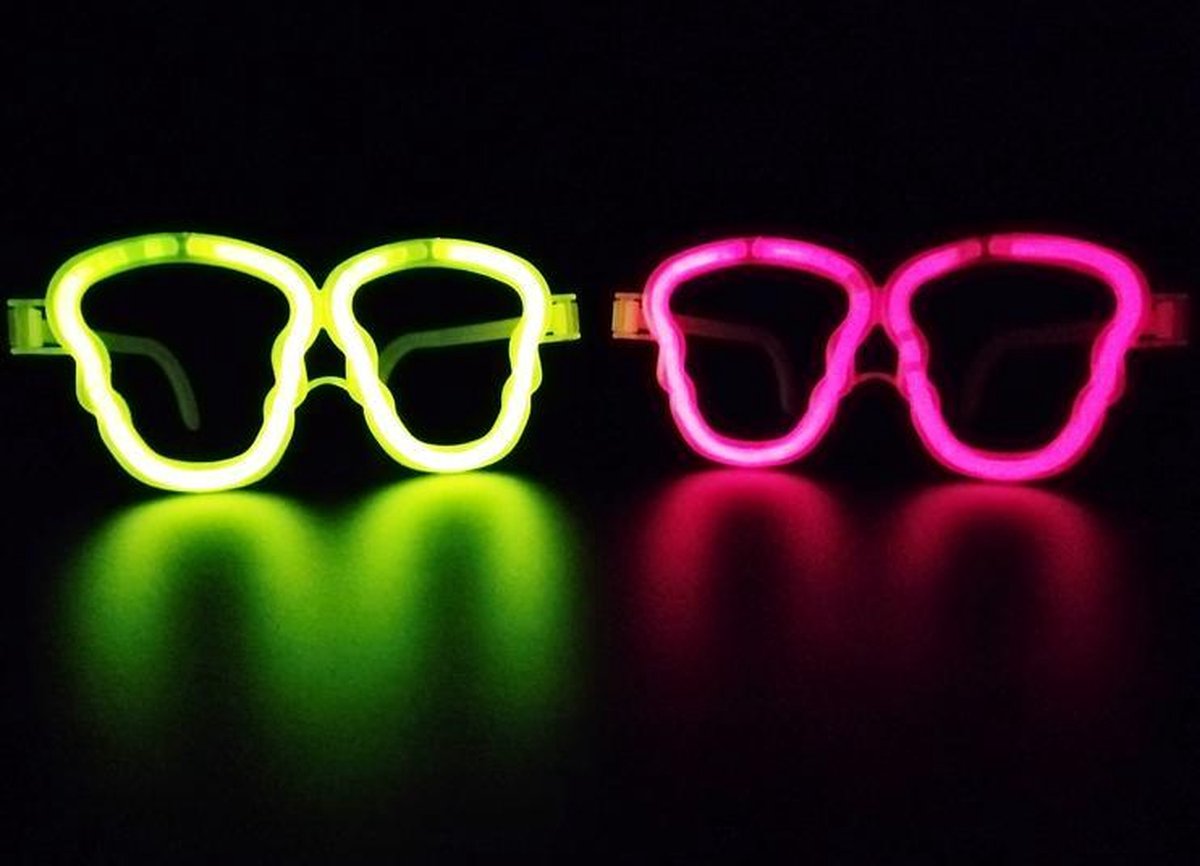 MagieQ GLOWBRIL BRILMONTUUR  Schedel Skull Connectors 4 st Bag MET 25 Glow sticks|Glowsticks|Halloween Decoratie - versiering- Horror